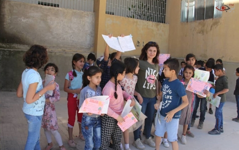 توزيع الجلاءات للمرحلتين الابتدائية والإعدادية في مدارس كوباني وريفها